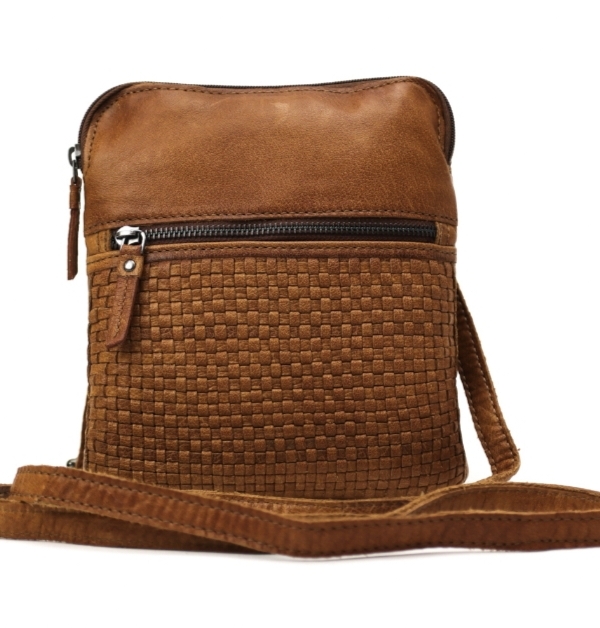 Bolso de mujer trenzado